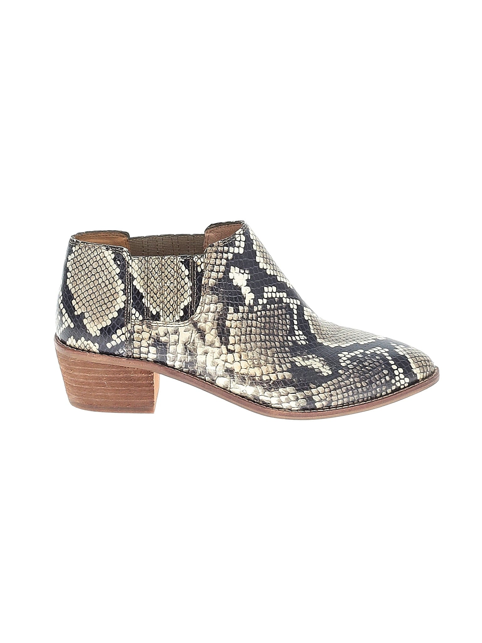 1 shoe size - 7 1/2