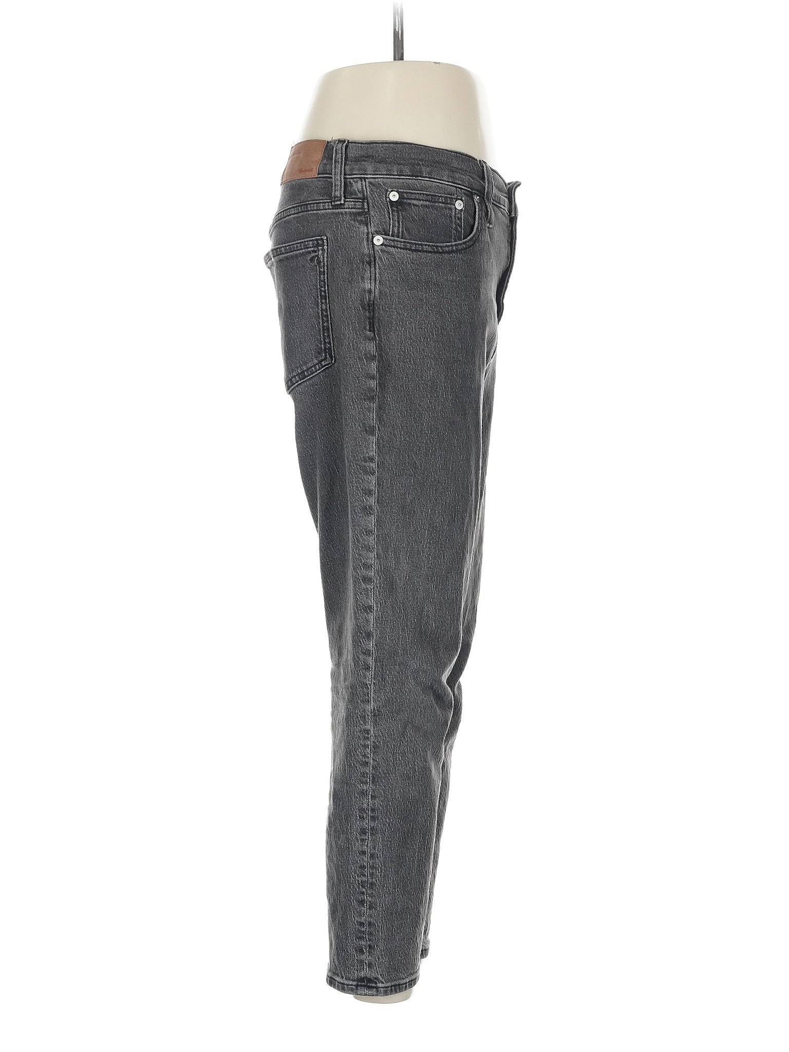 3 waist size - 28 P