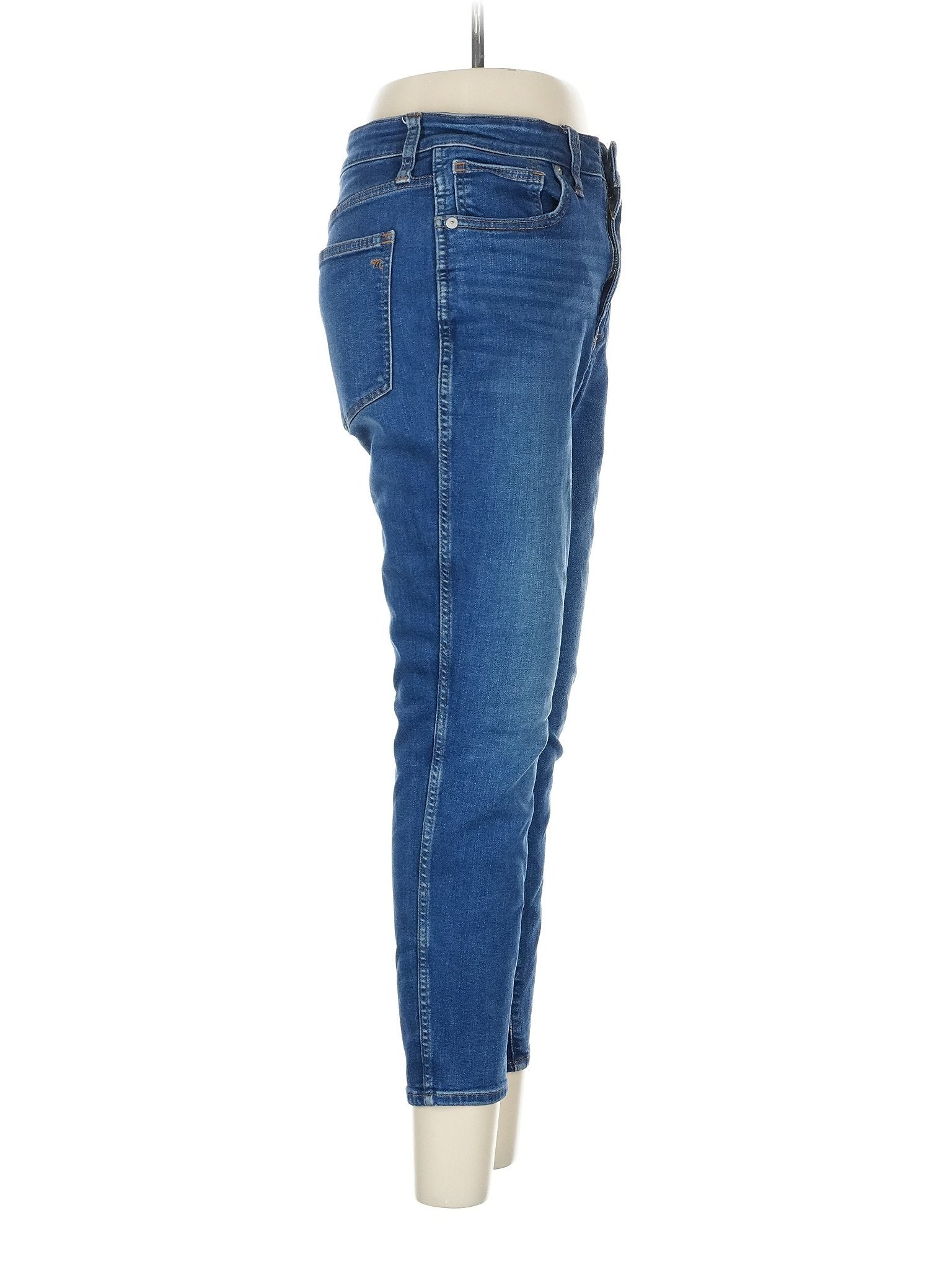 3 waist size - 28 P