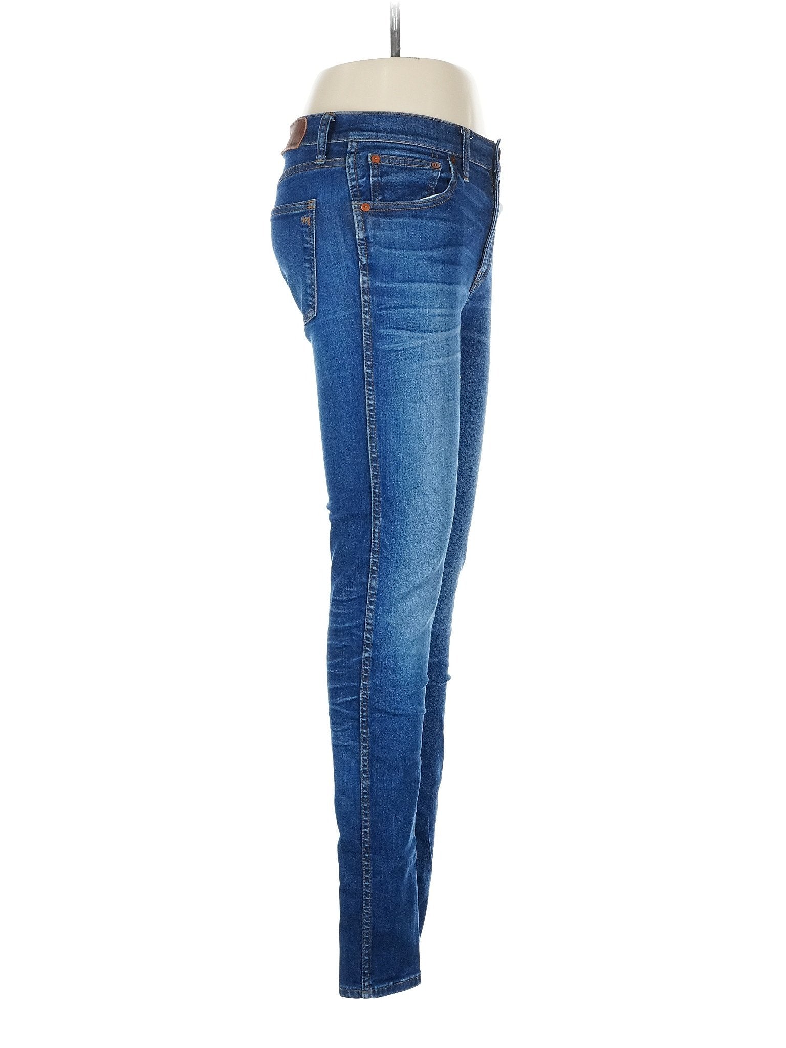 3 waist size - 28 T