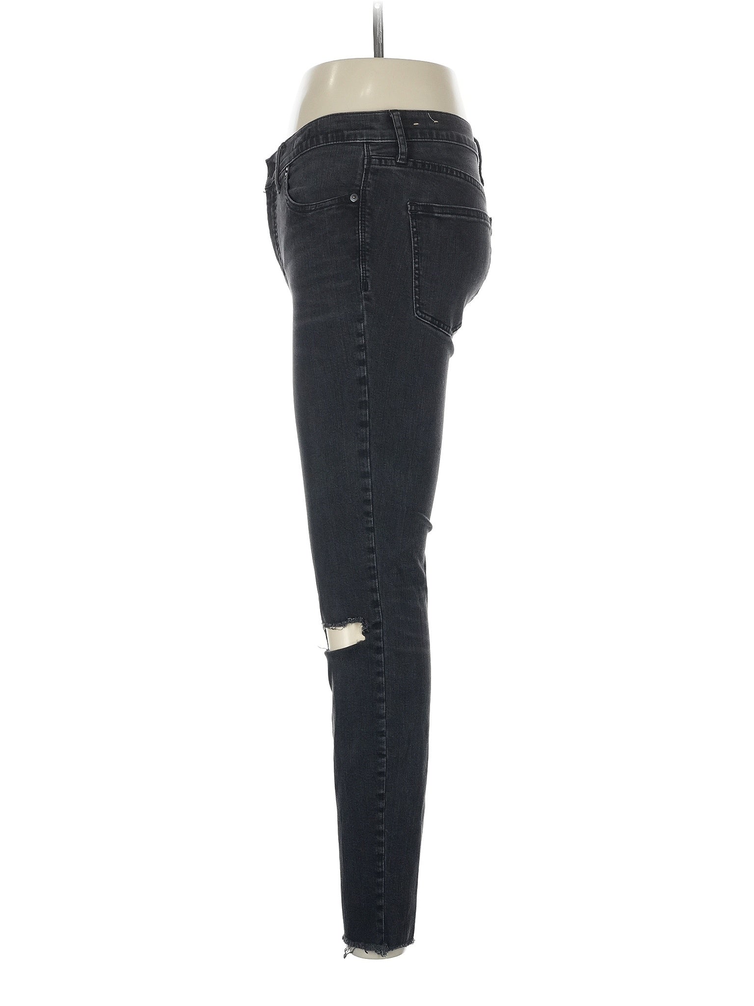 4 waist size - 28