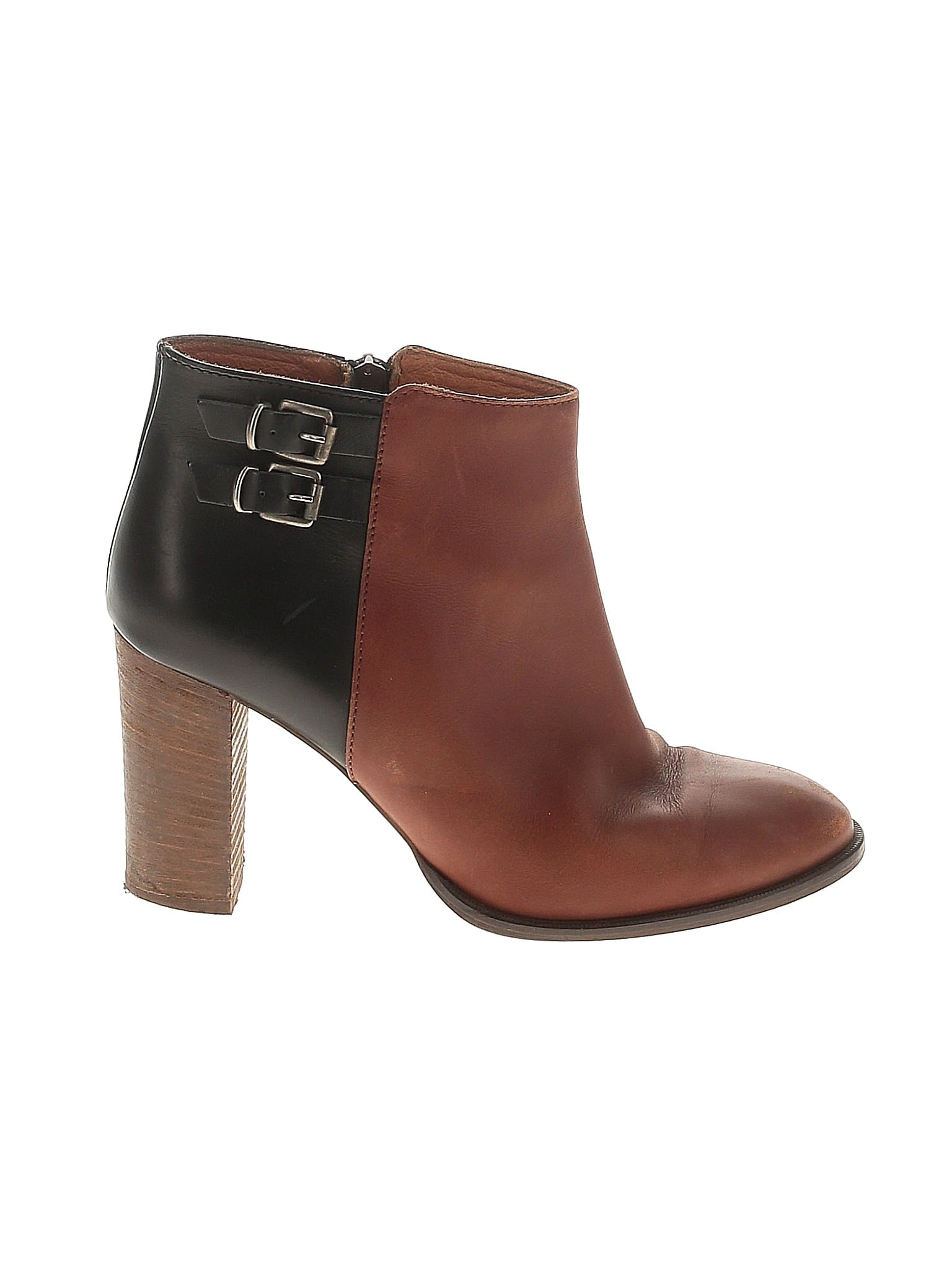 1 shoe size - 8