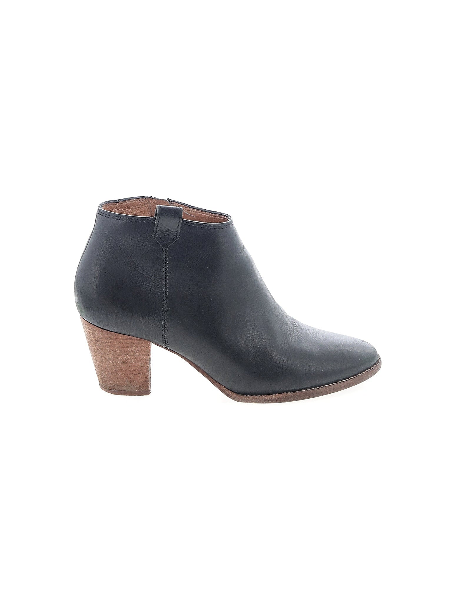 1 shoe size - 9