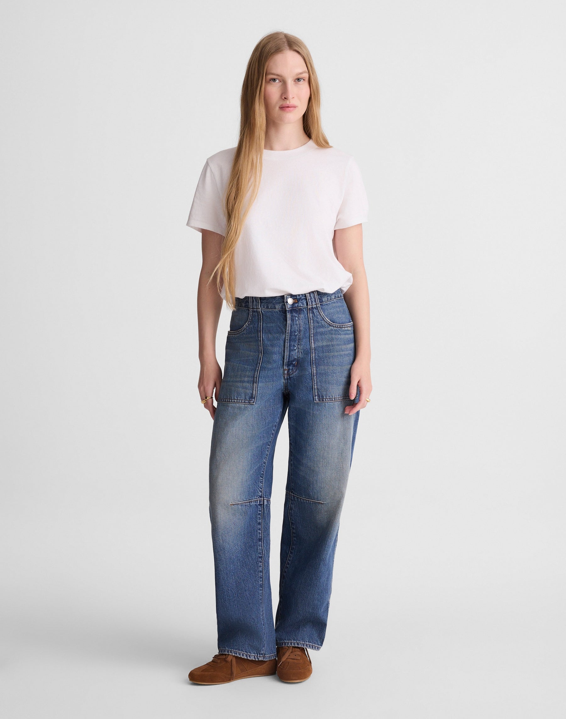 2 waist size - 23