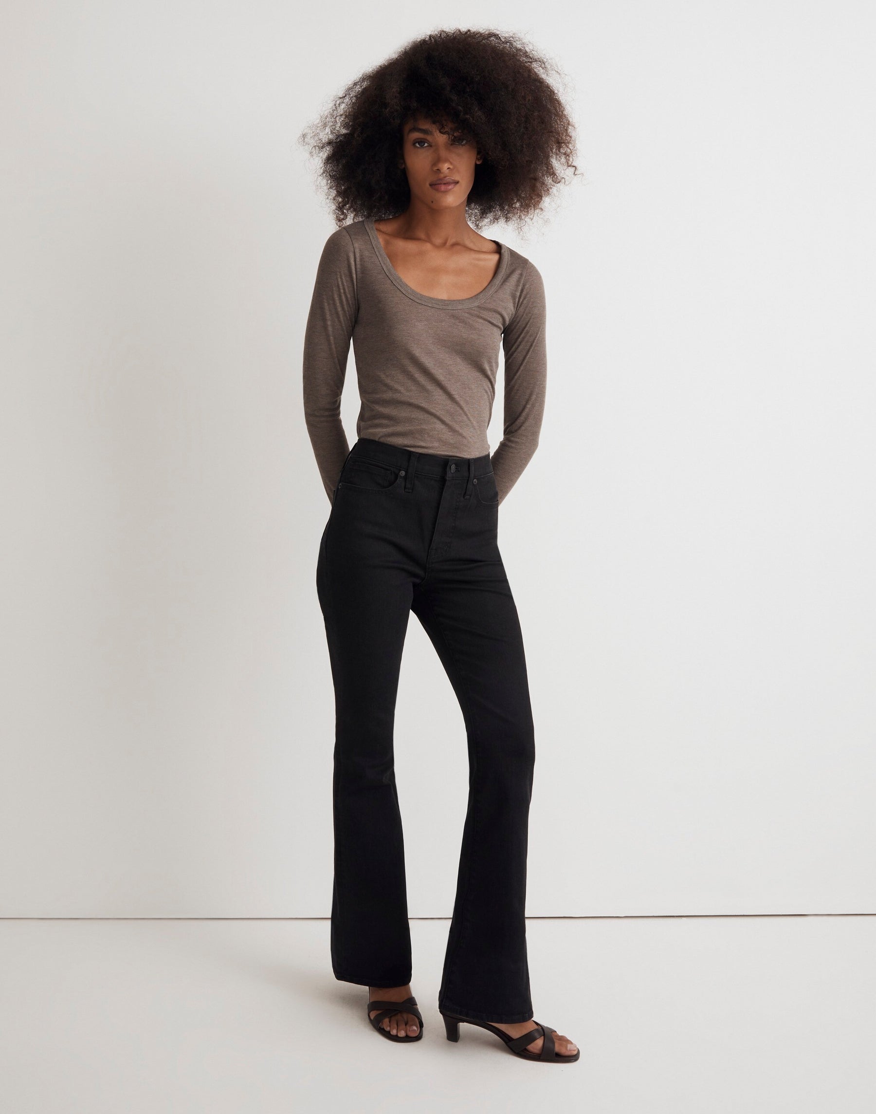 2 waist size - 28