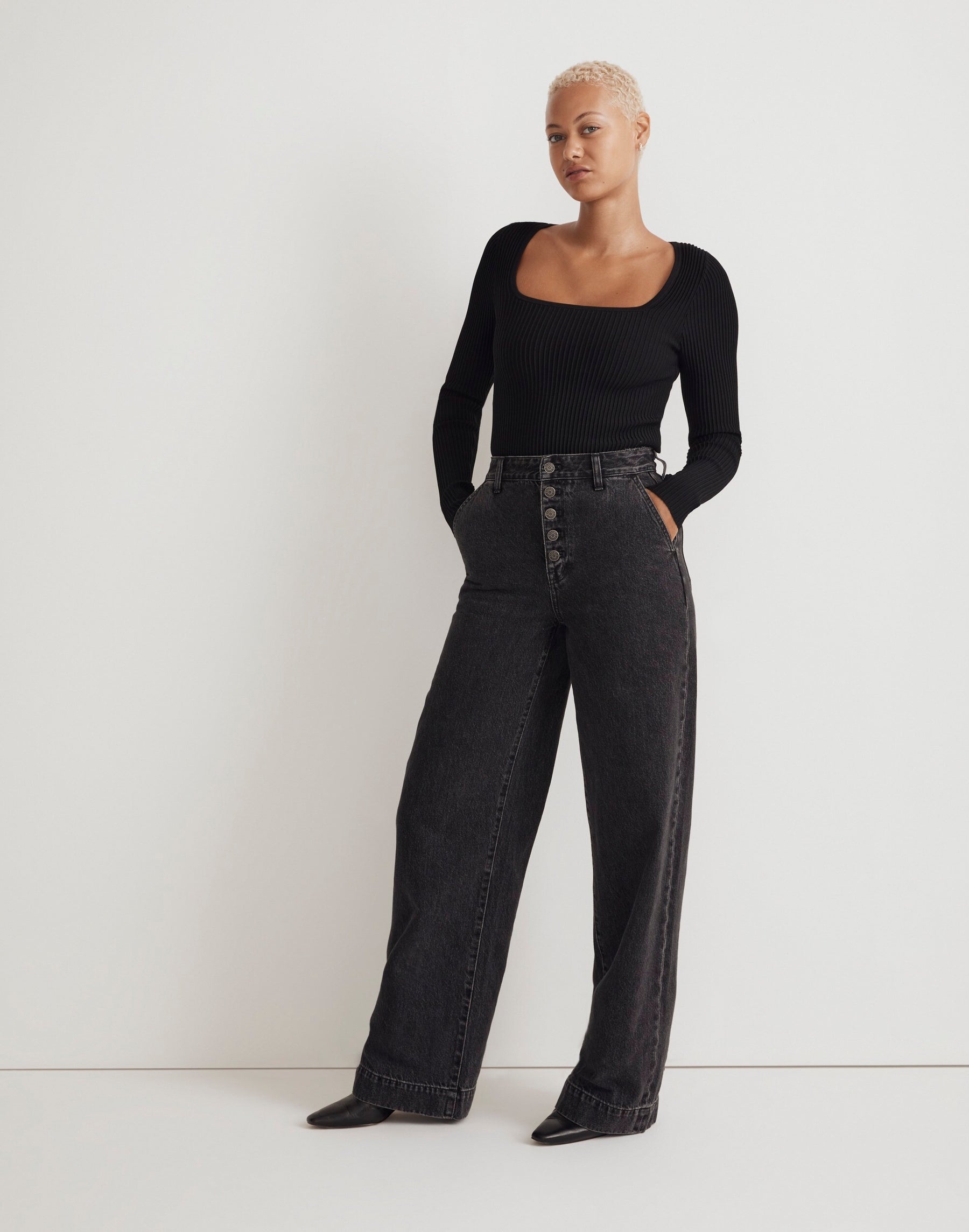 2 waist size - 32