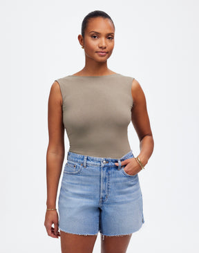 2 waist size - 28
