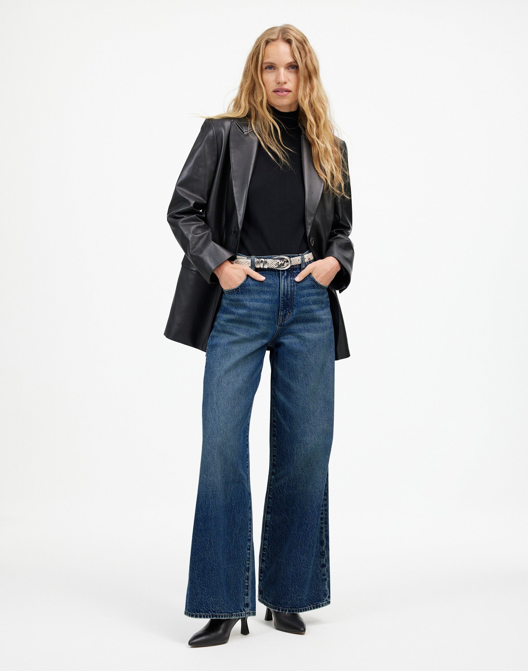2 waist size - 27