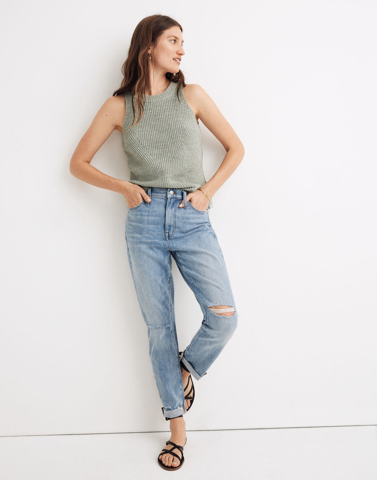 2 waist size - 28