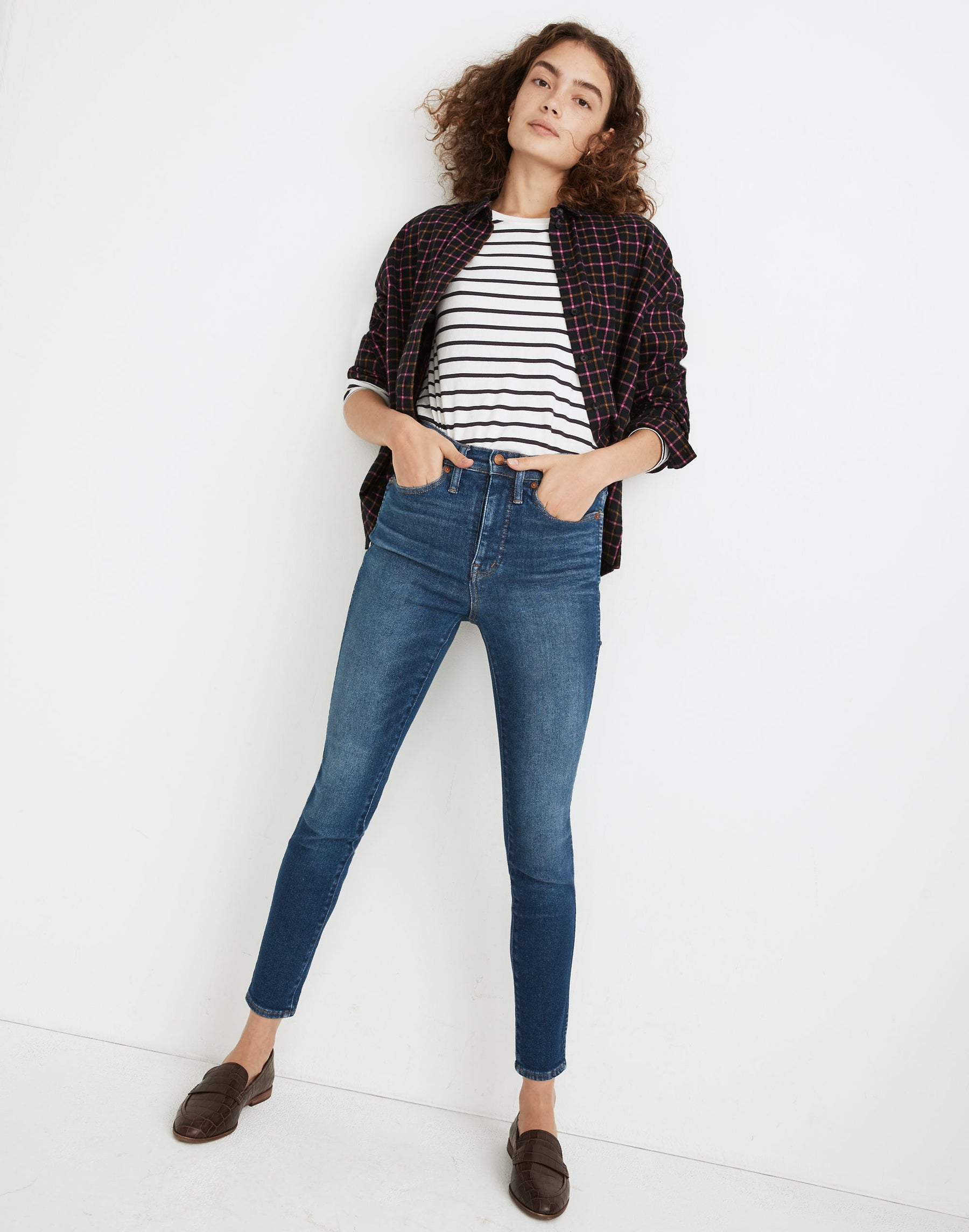 2 waist size - 23