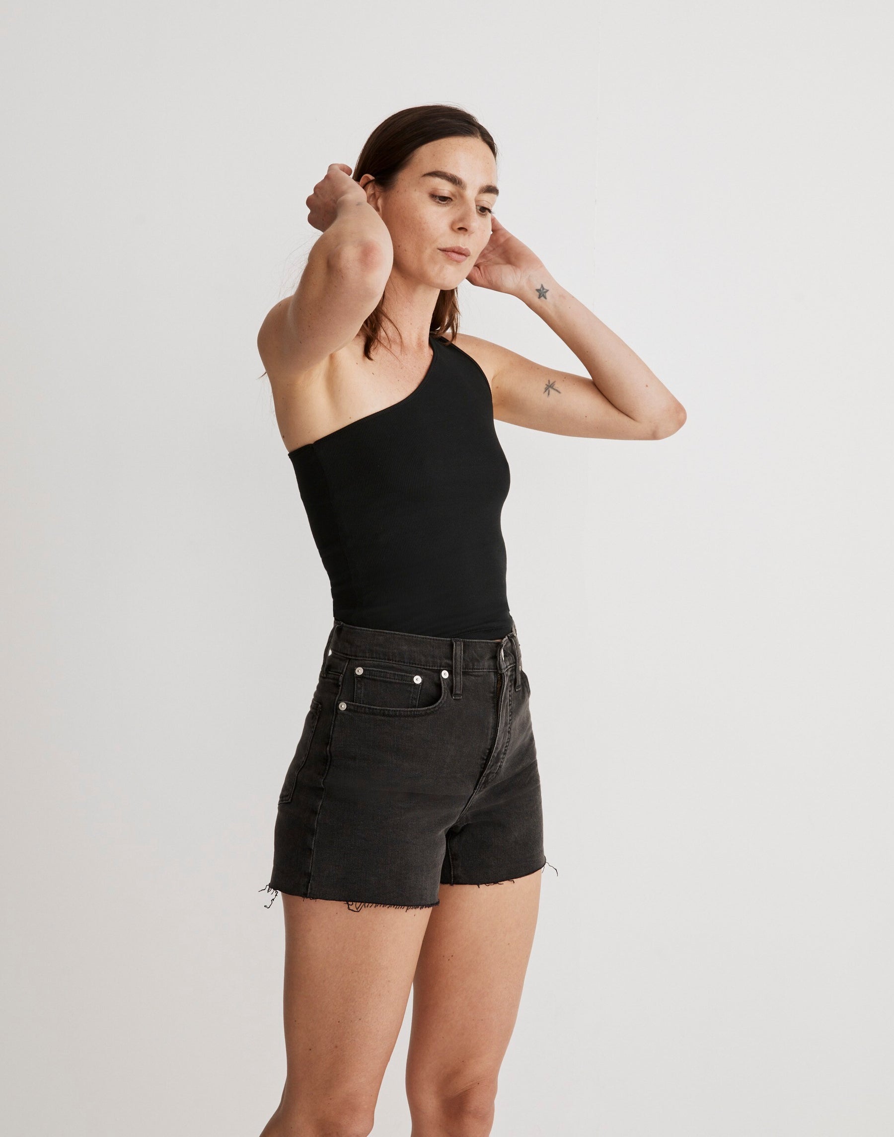 2 waist size - 28