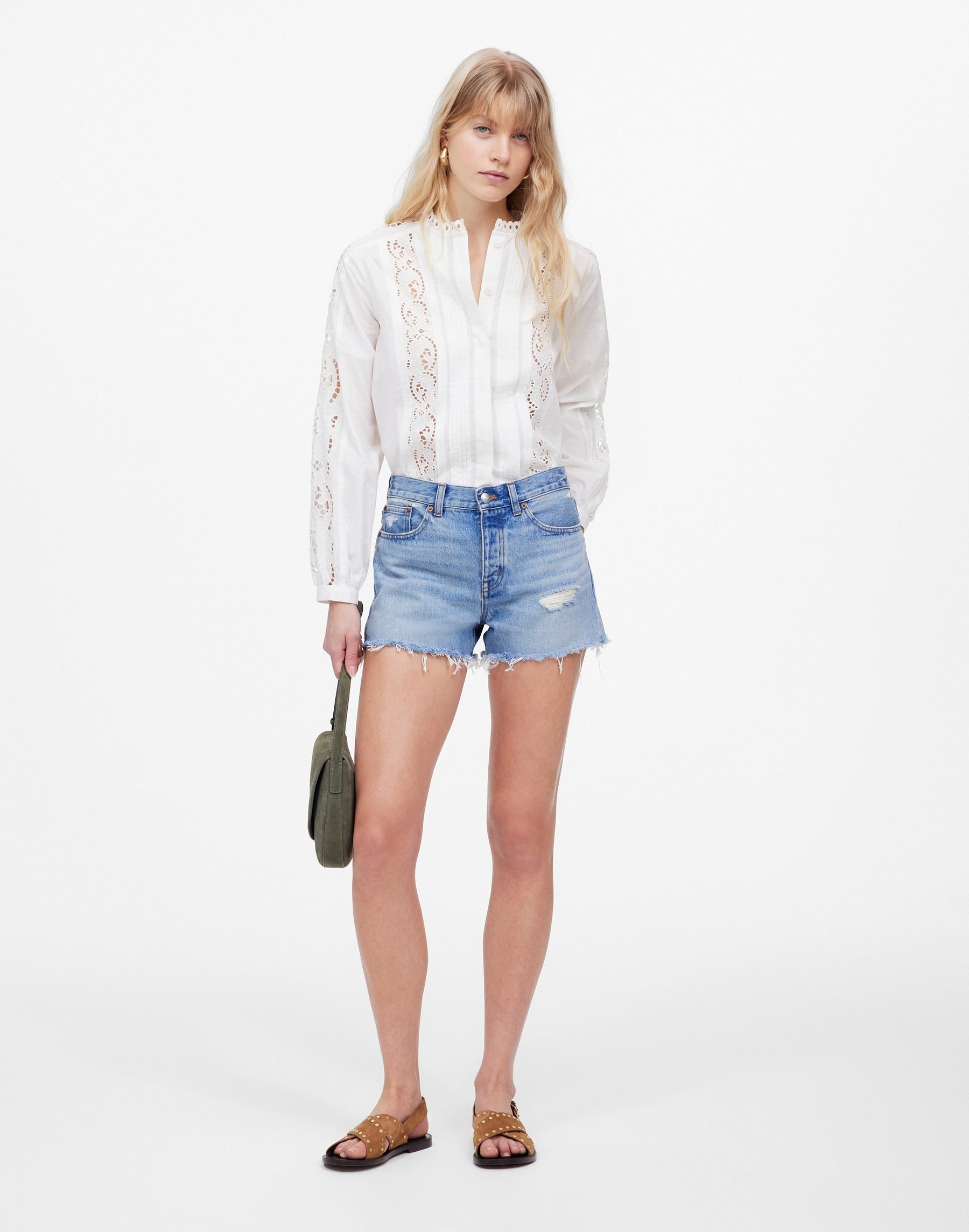 2 waist size - 32
