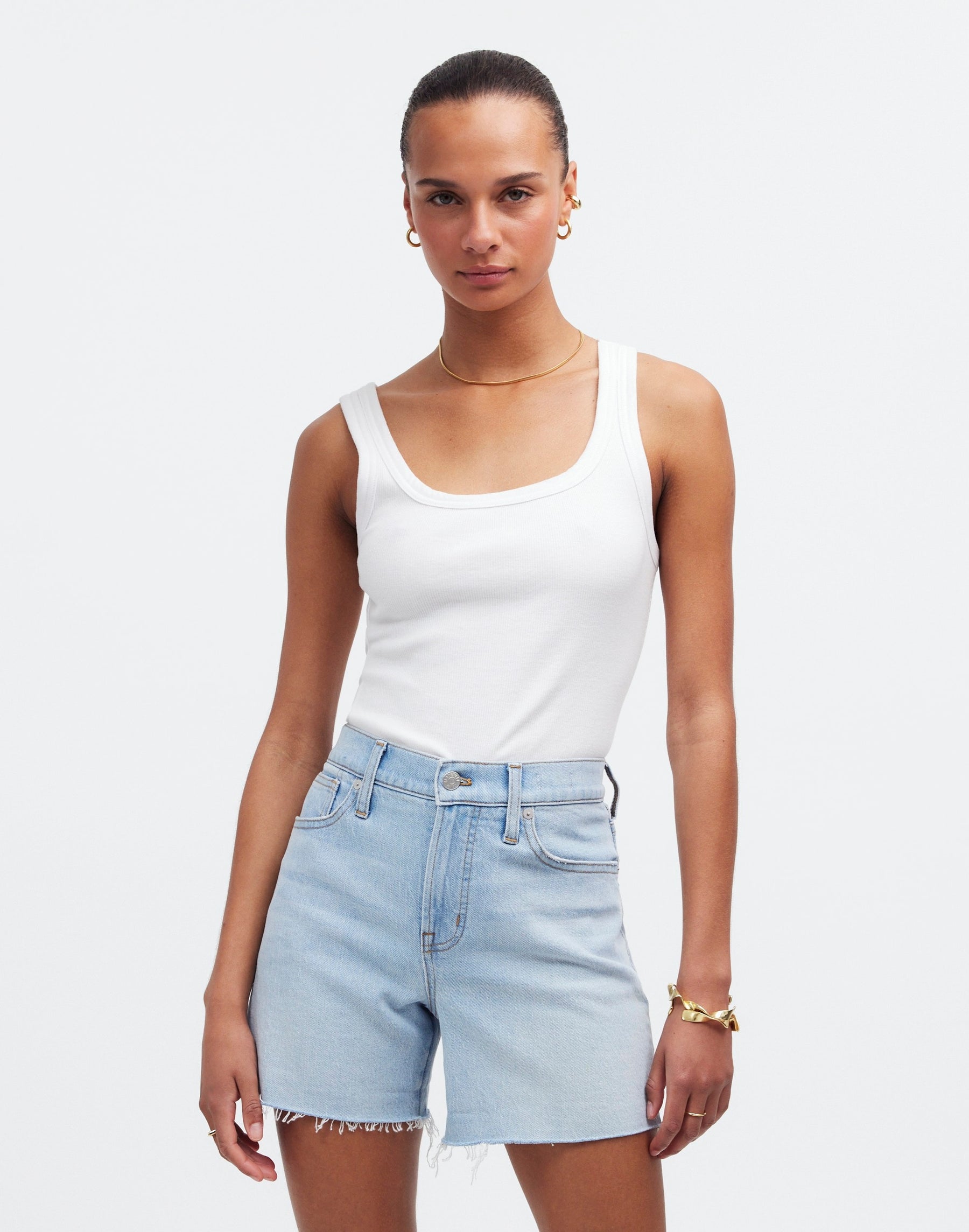 2 waist size - 32