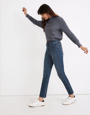 2 waist size - 25