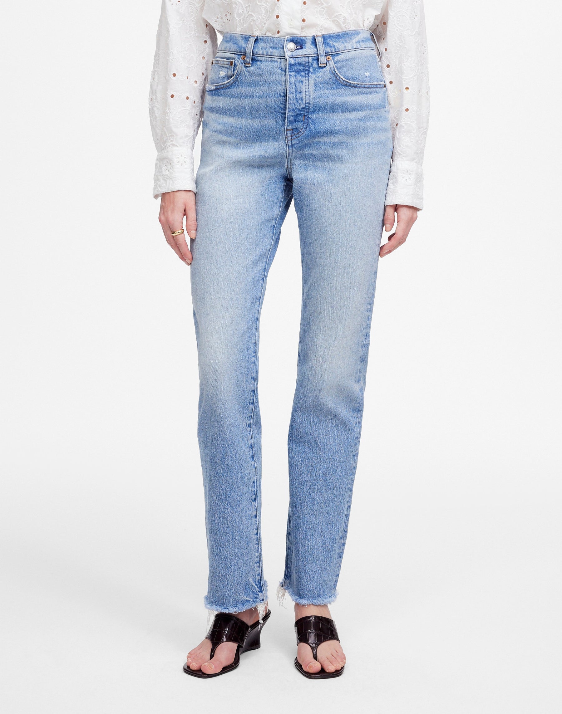 3 waist size - 23