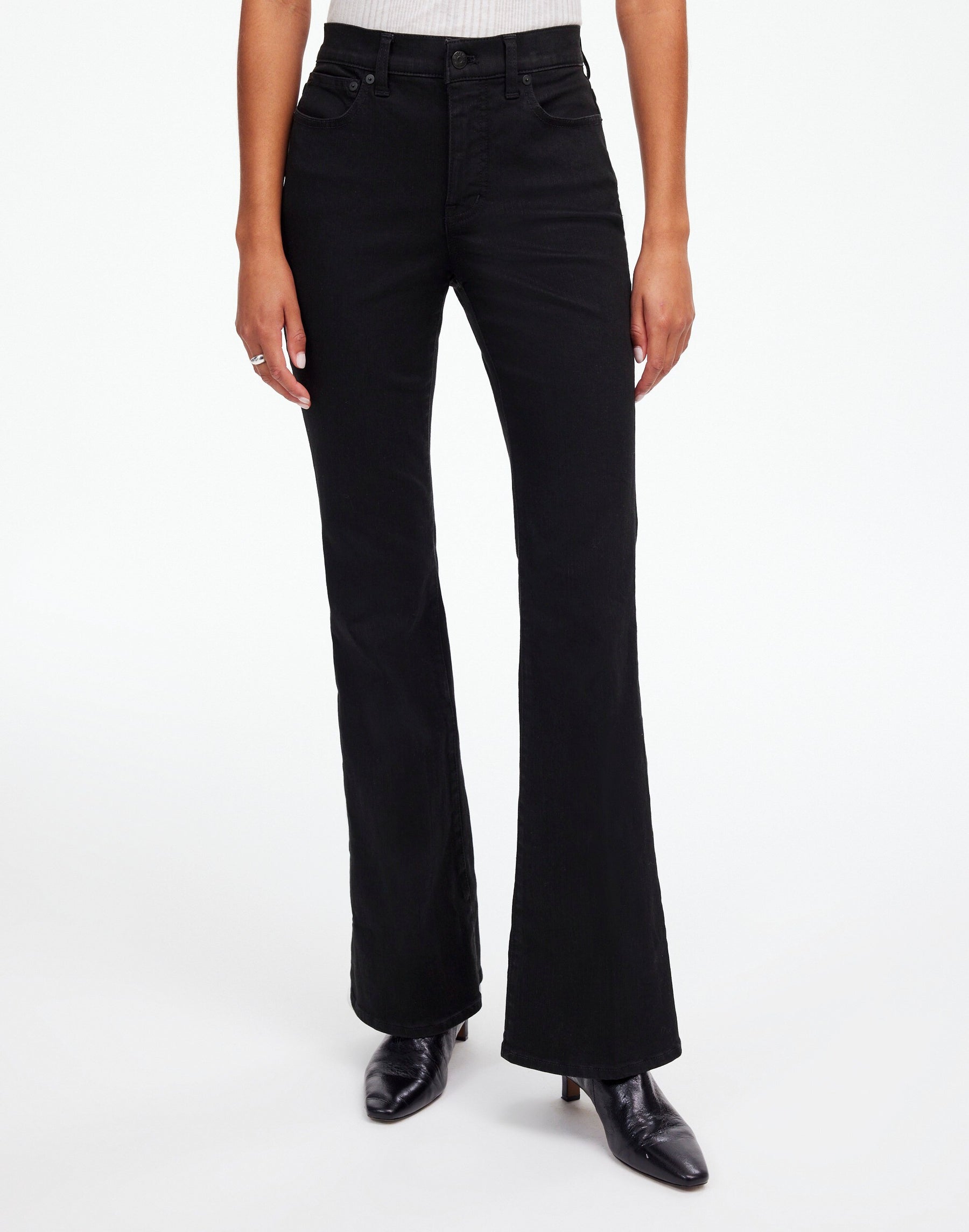 3 waist size - 28