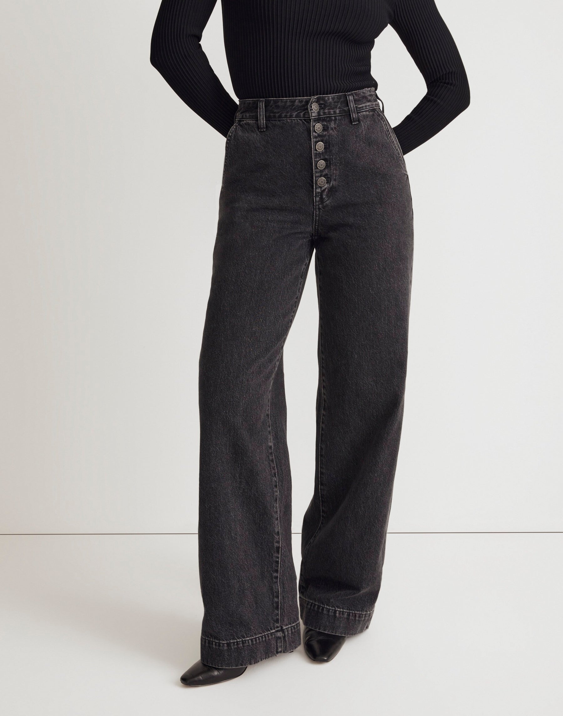 3 waist size - 32
