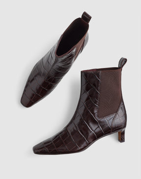 3 shoe size - 8