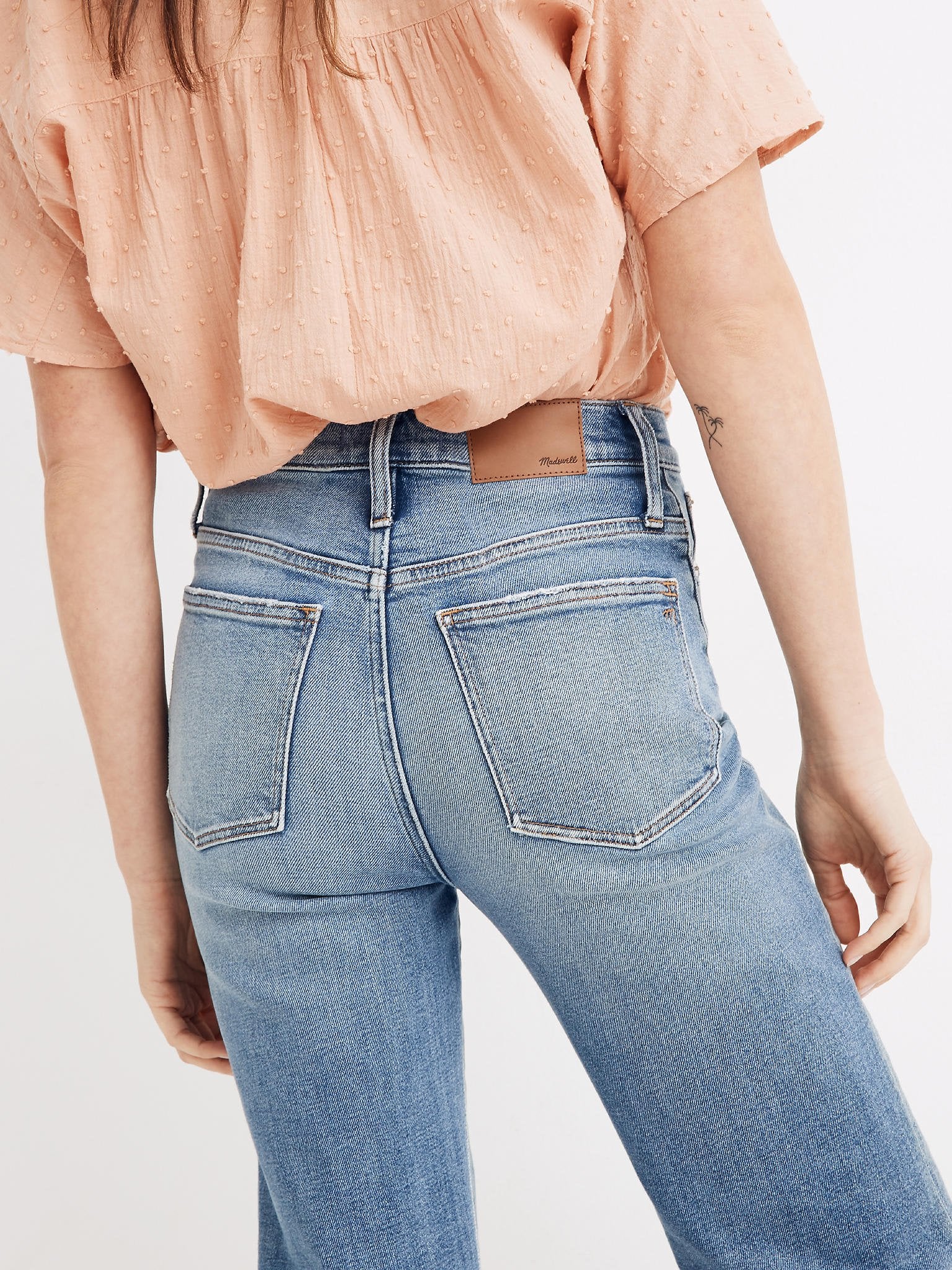 4 waist size - 25