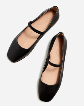 3 shoe size - 8