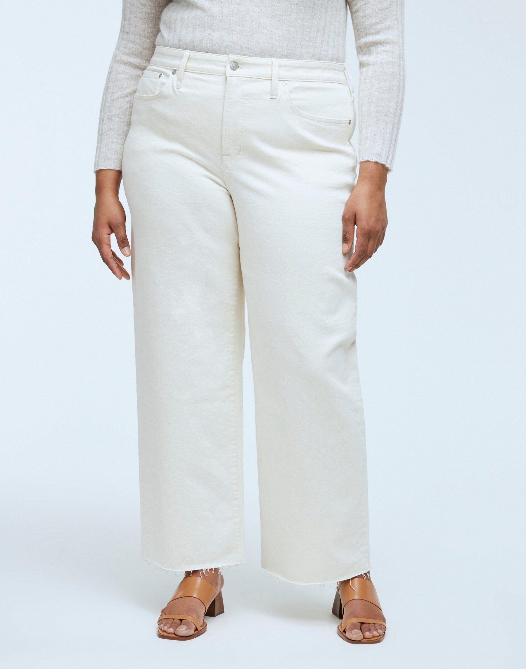 3 size - 18 W