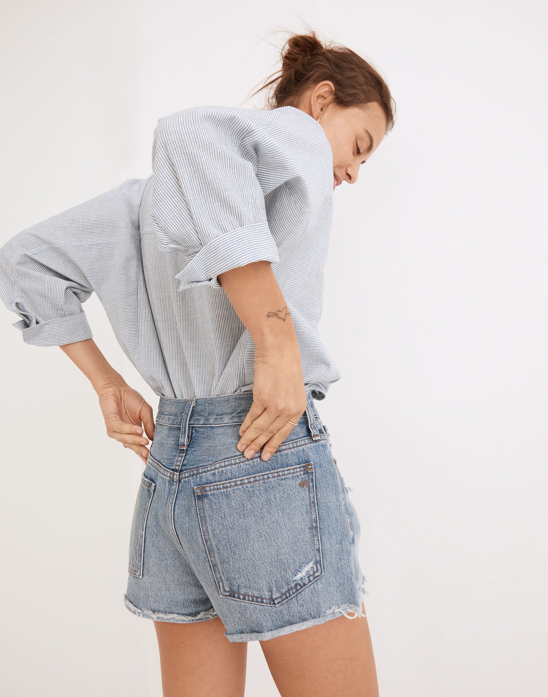 4 waist size - 25