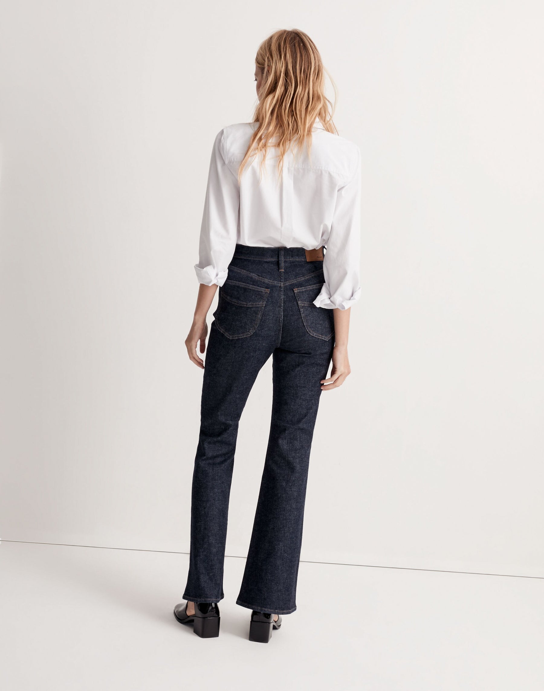 4 waist size - 25