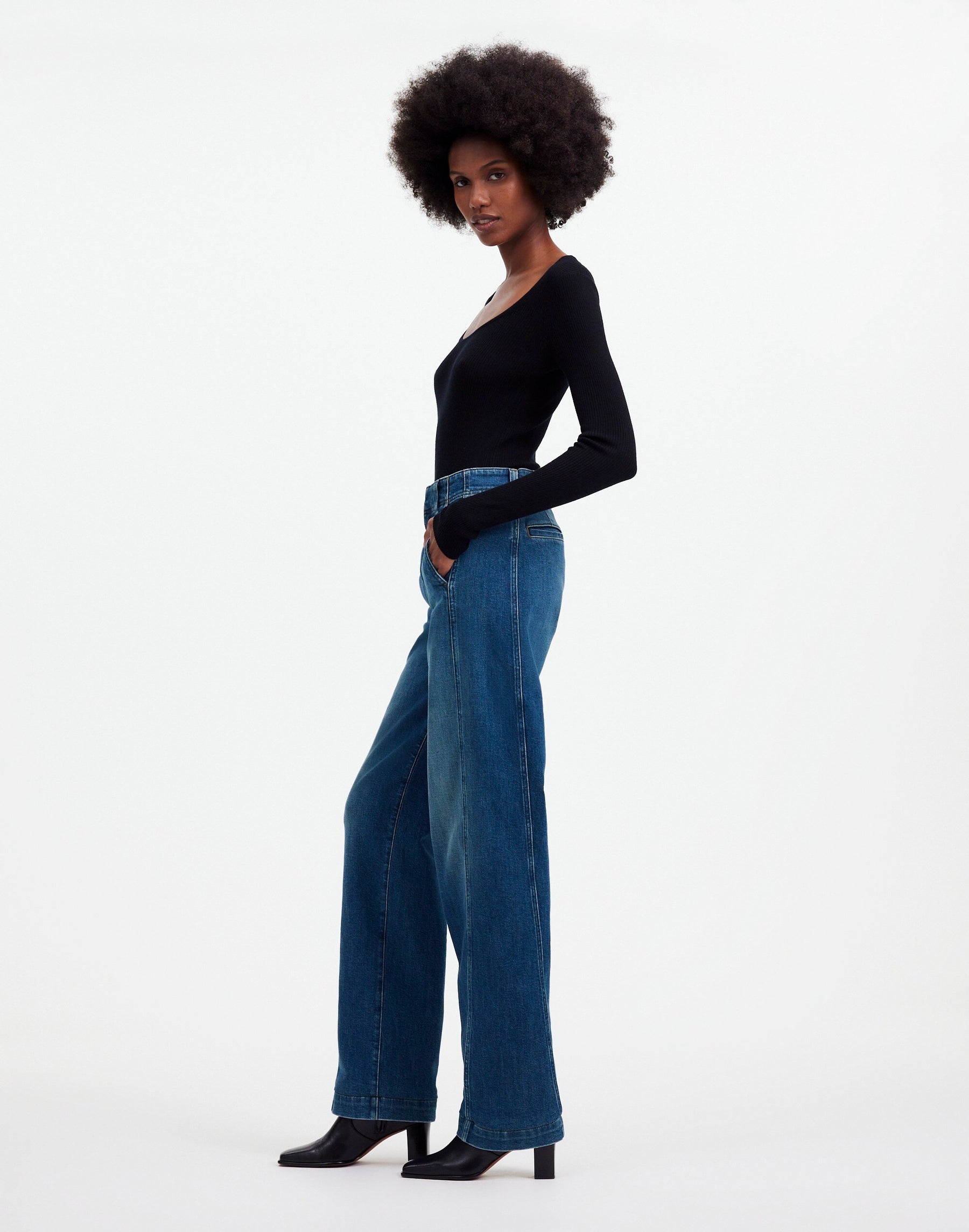4 waist size - 32