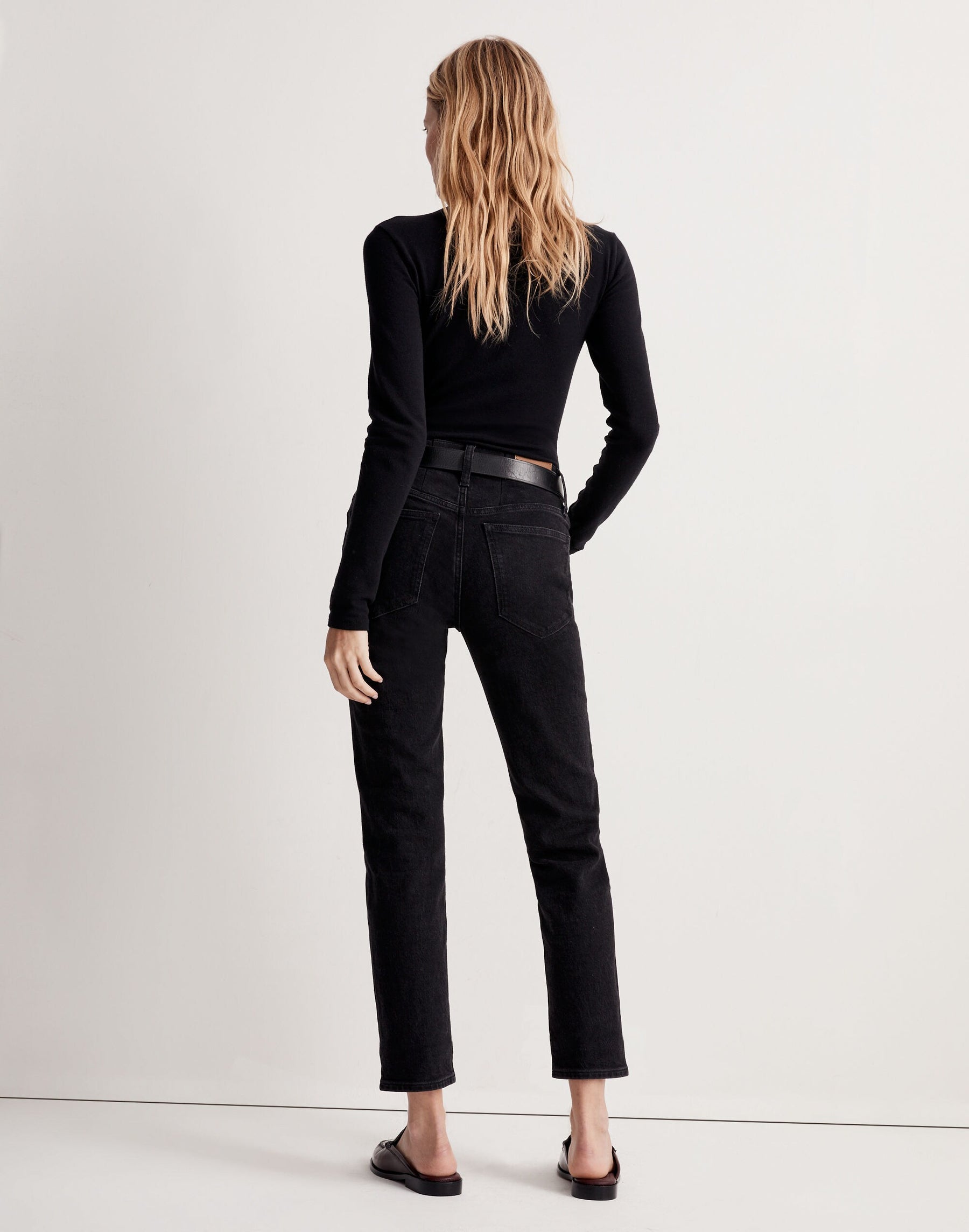 4 waist size - 28