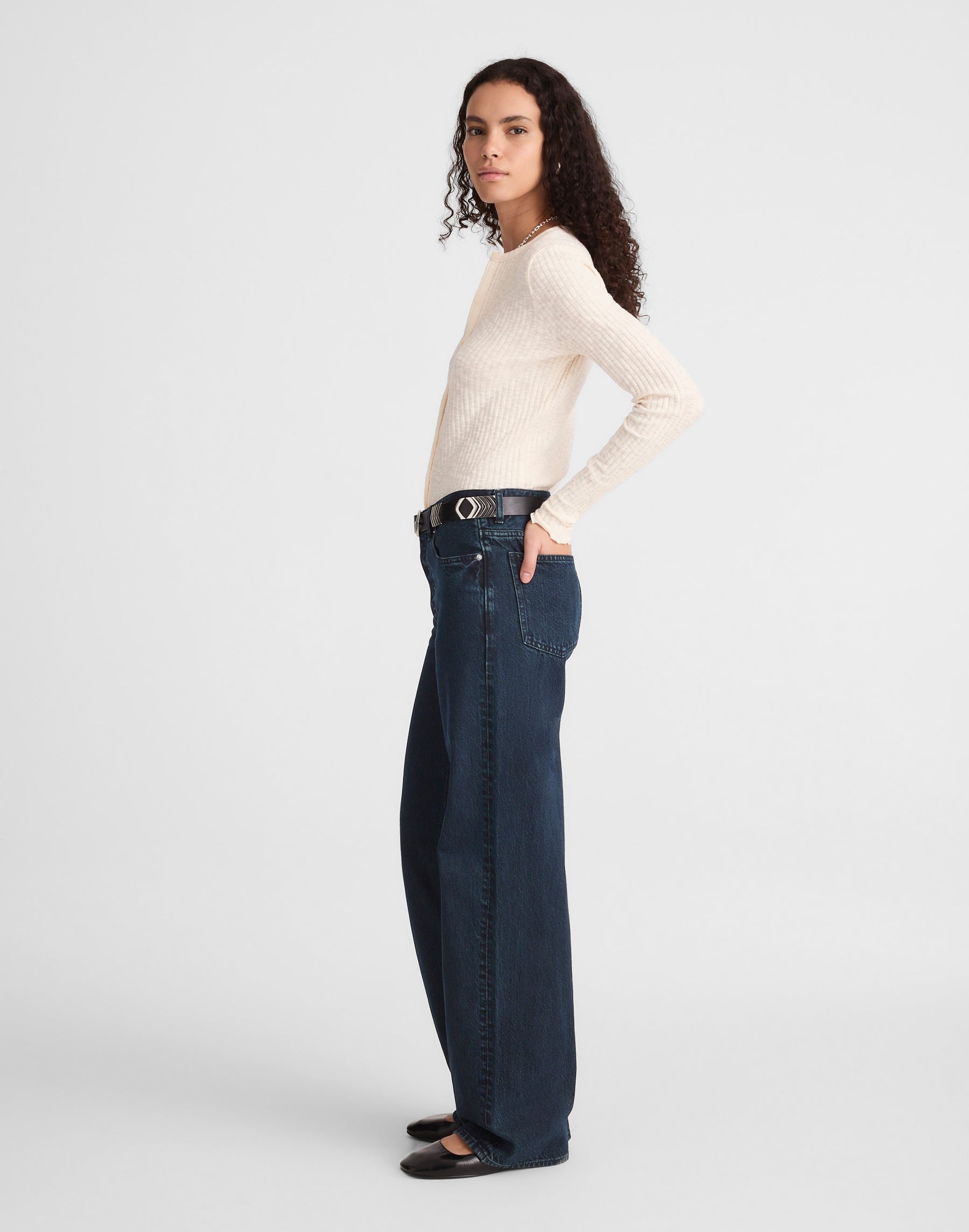 4 waist size - 28
