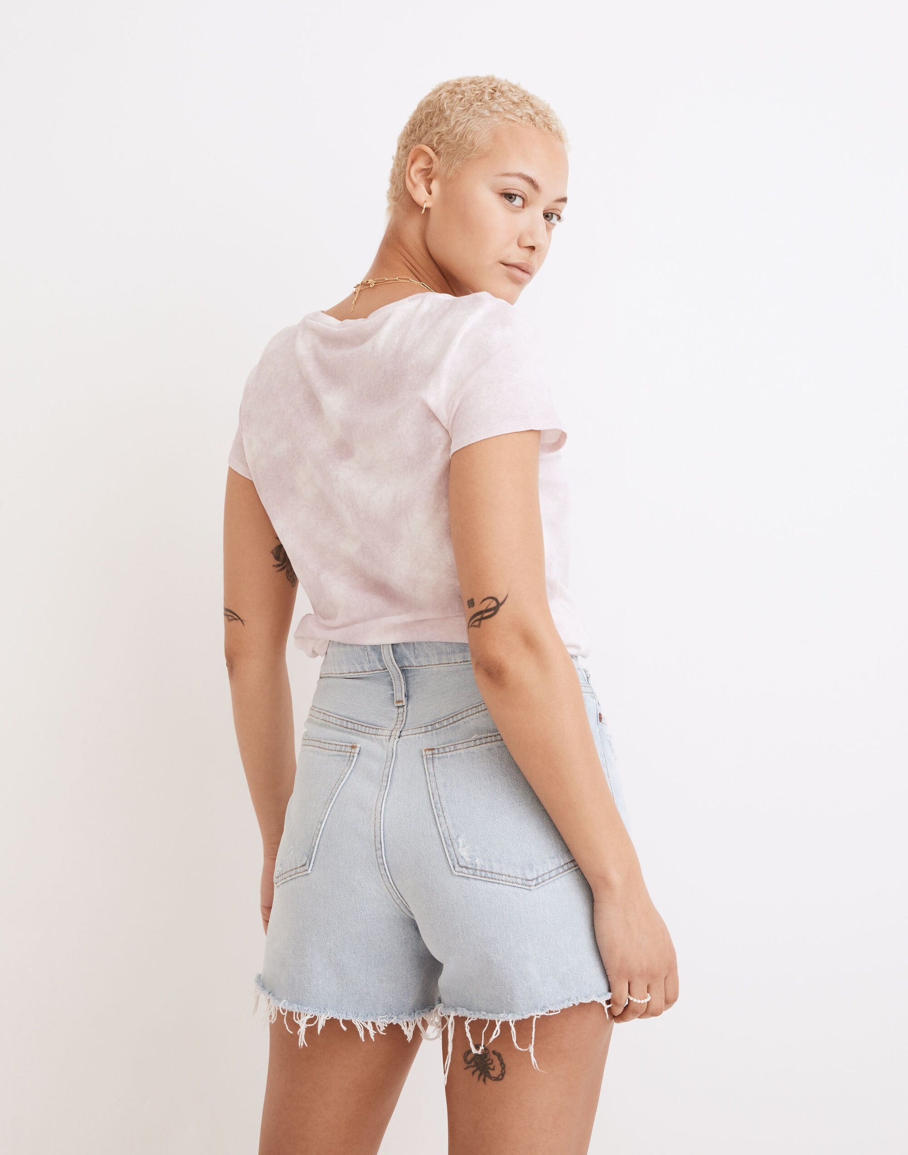 4 waist size - 25