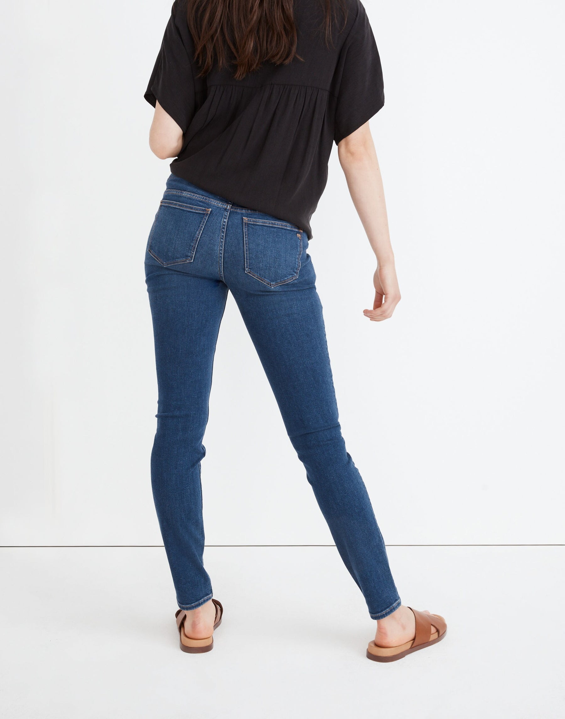 4 waist size - 23