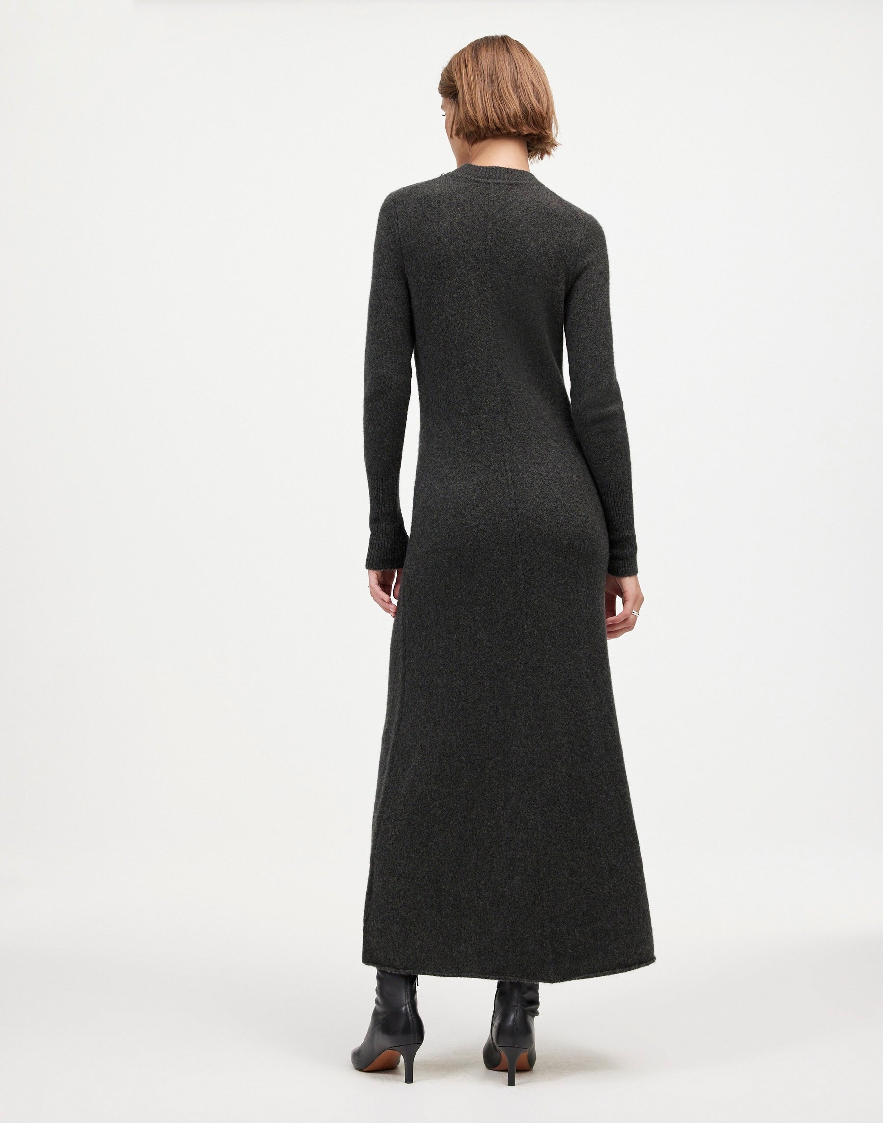 4 size - M