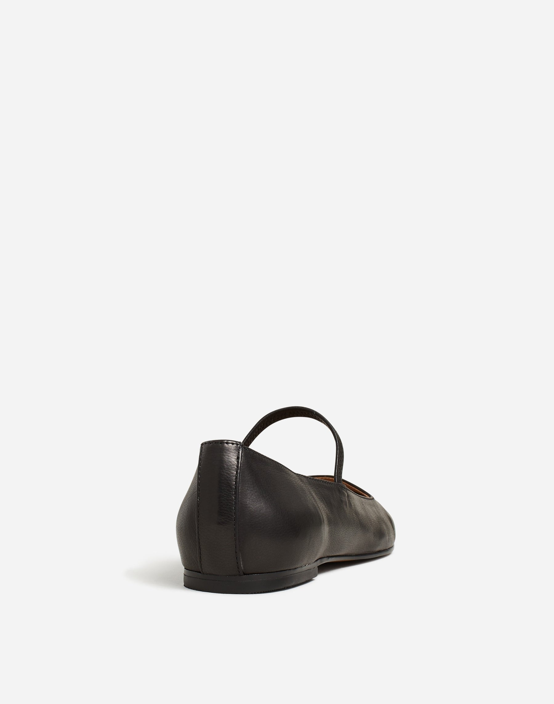 4 shoe size - 8
