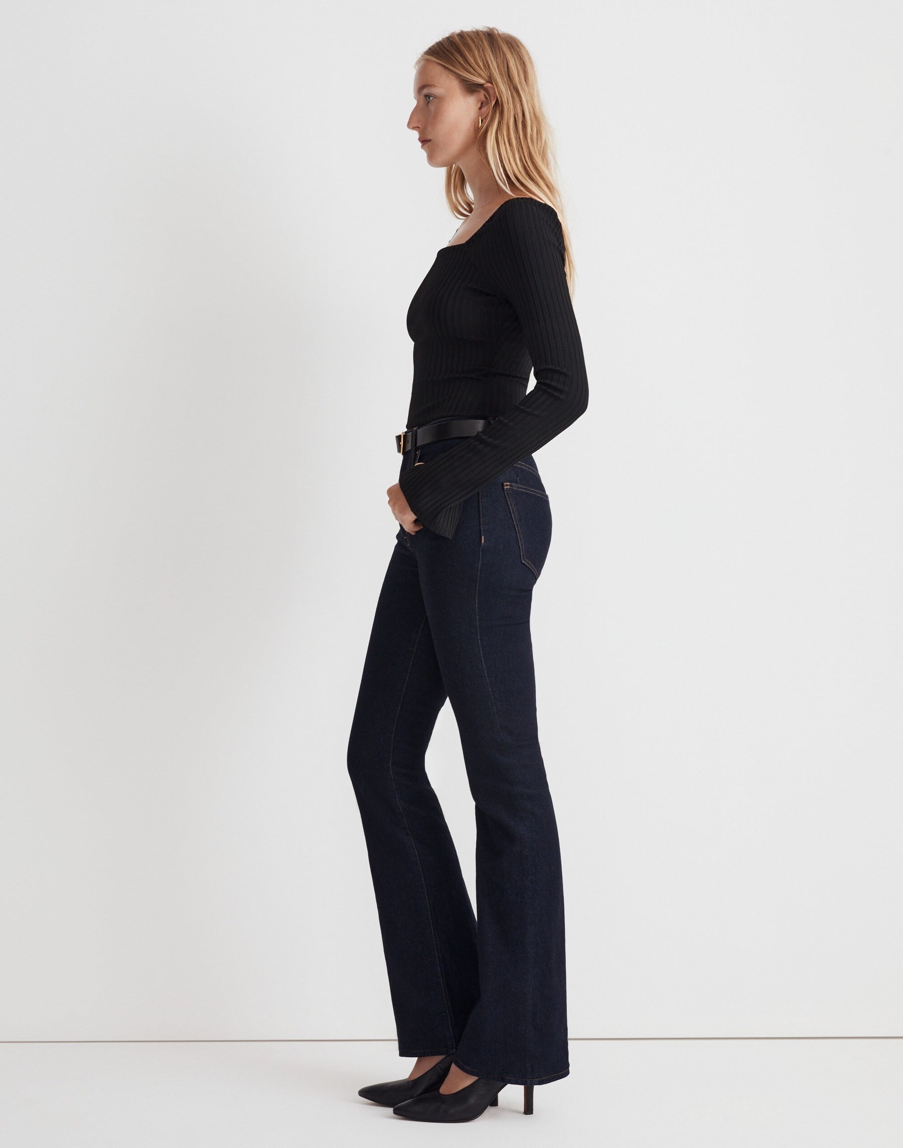 4 waist size - 32