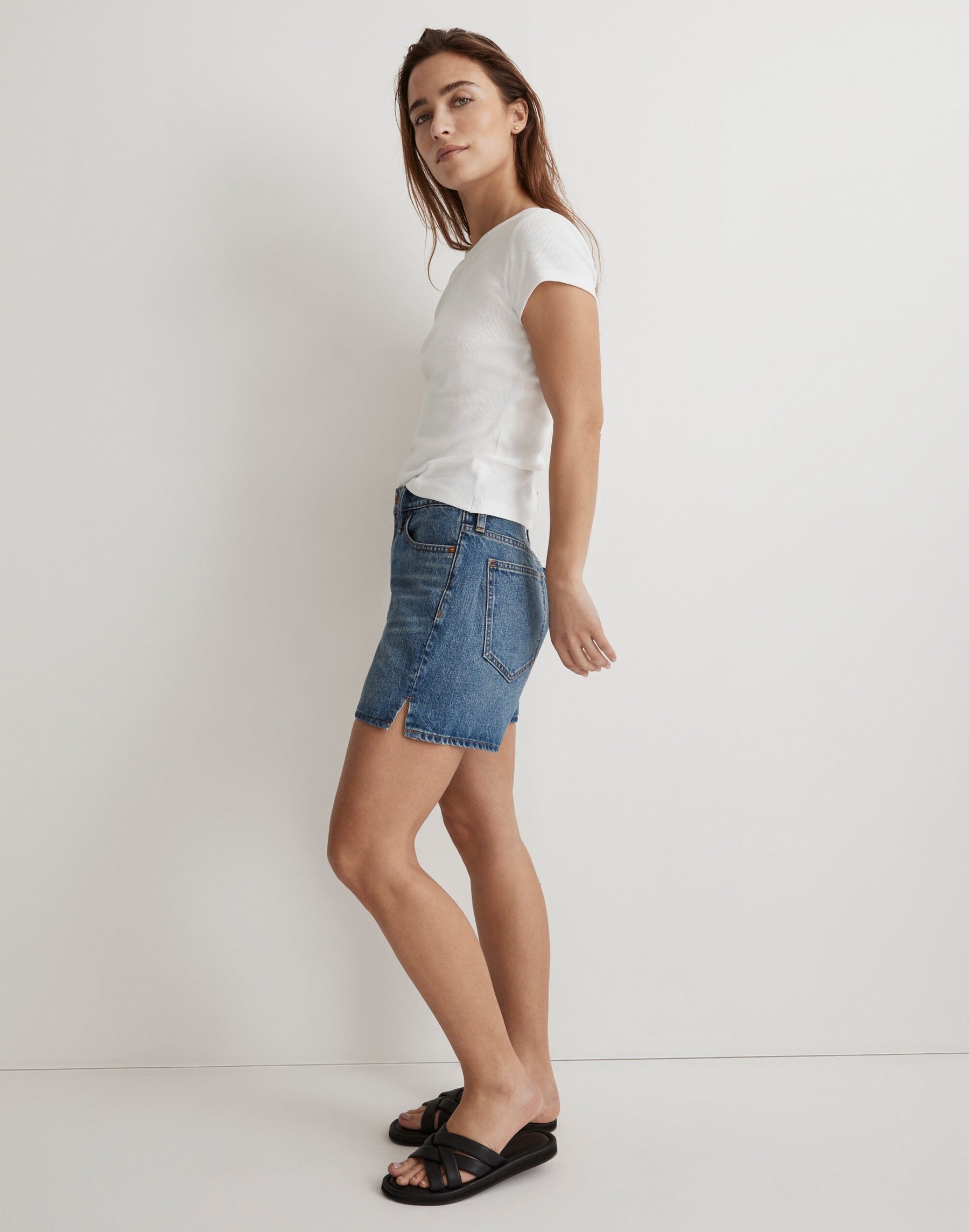 4 waist size - 23
