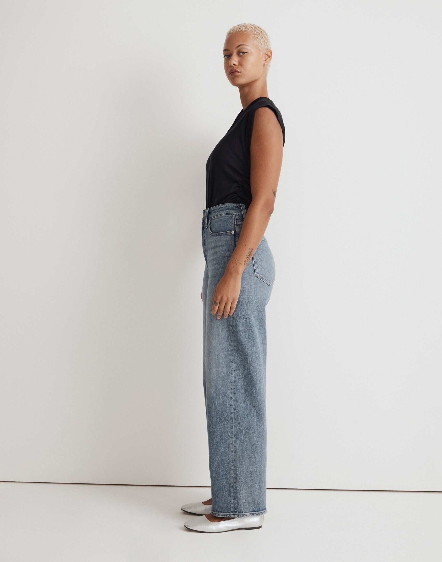 4 waist size - 27