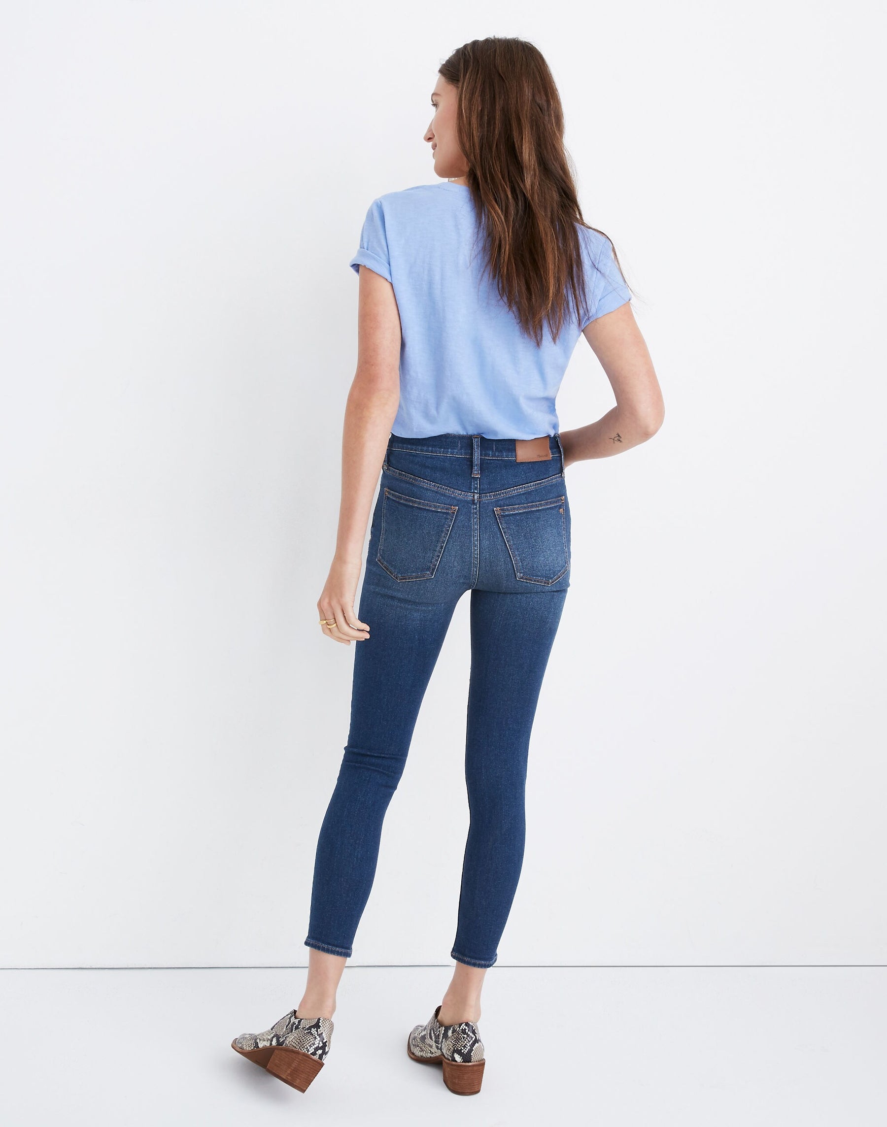 4 waist size - 37
