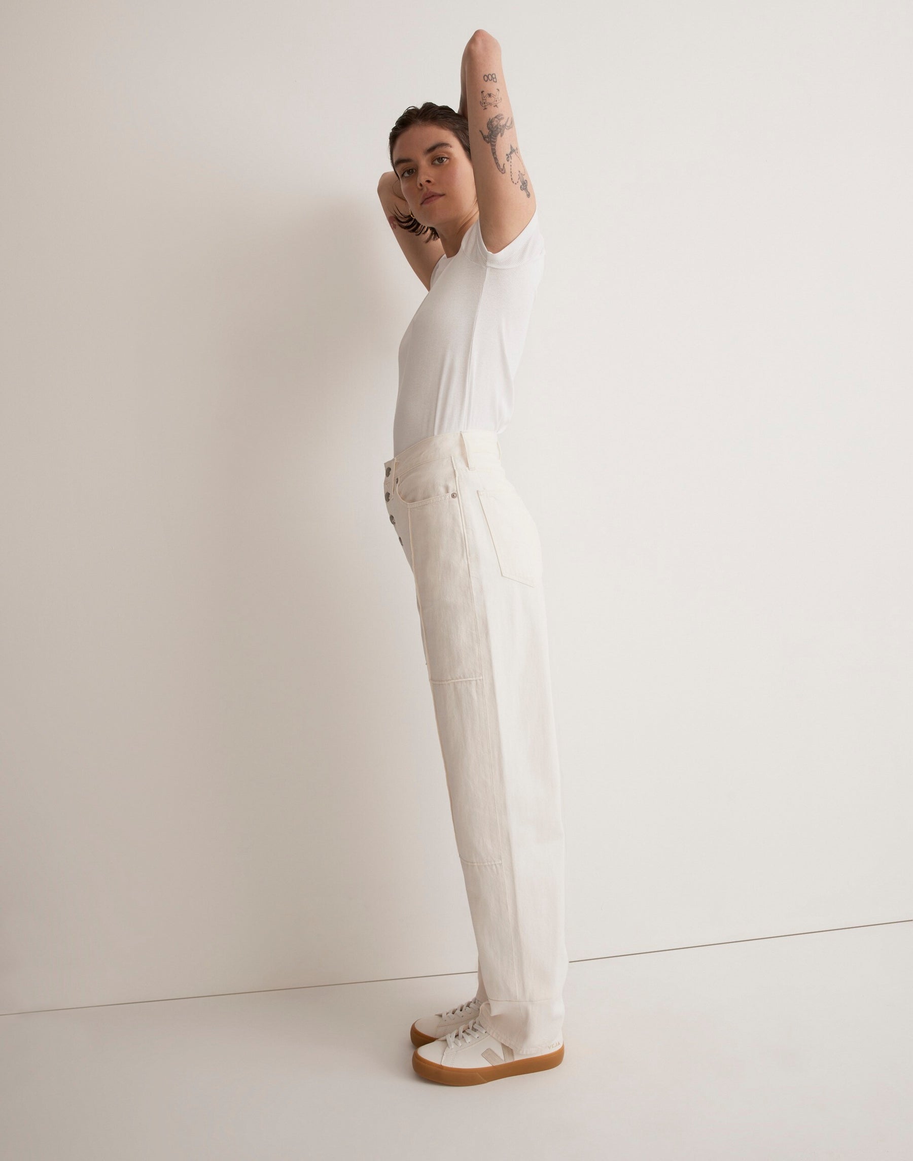 4 waist size - 25