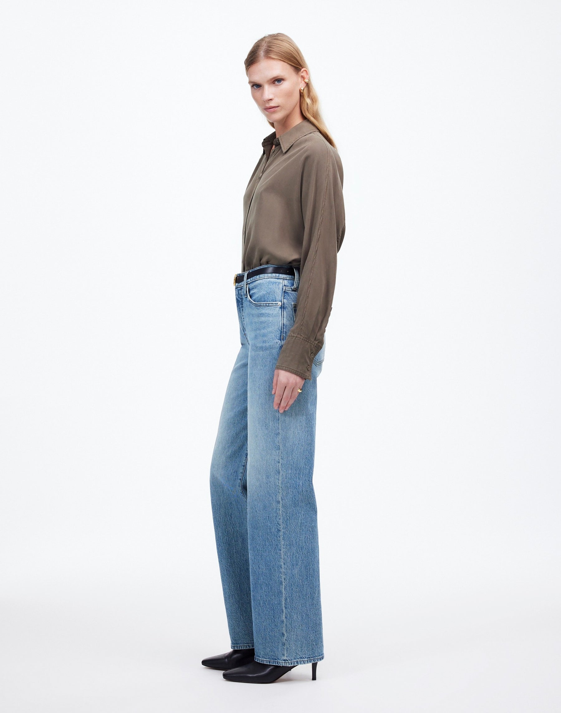 4 waist size - 23