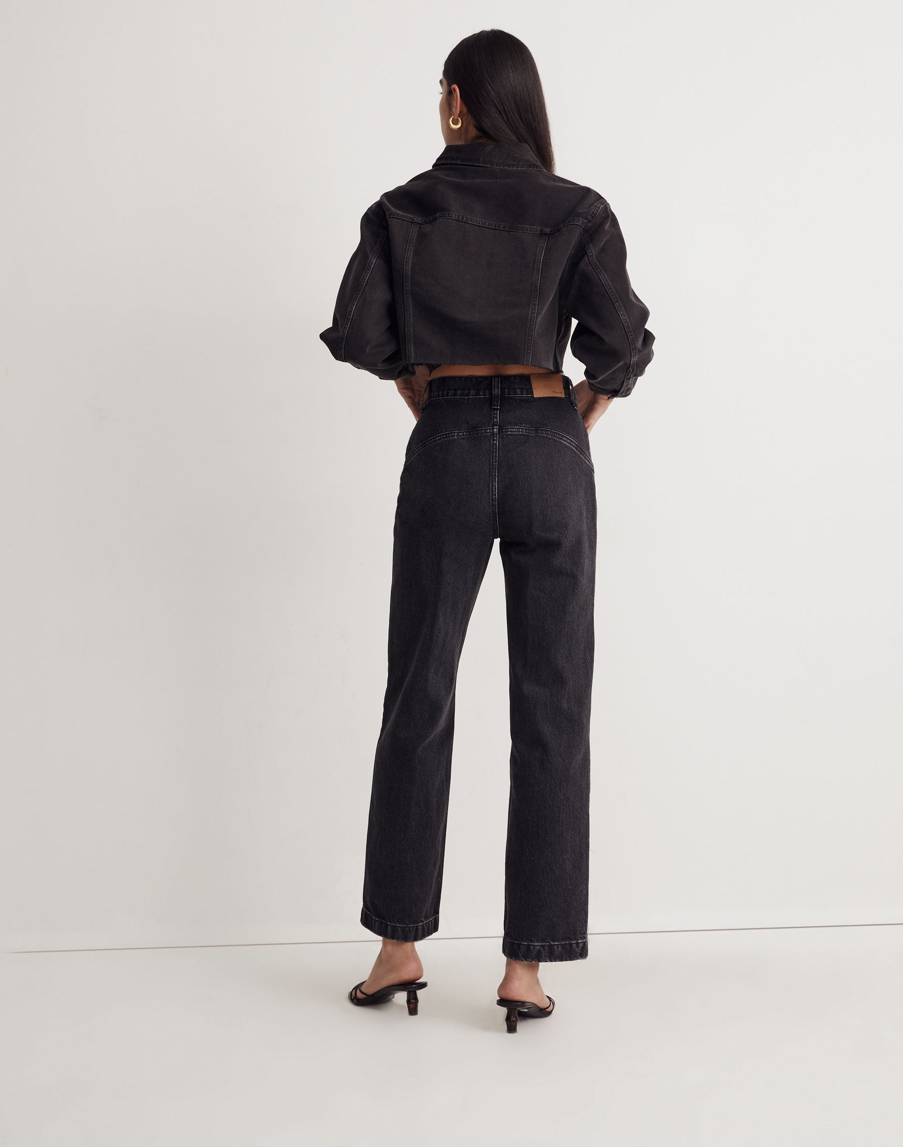 4 waist size - 25