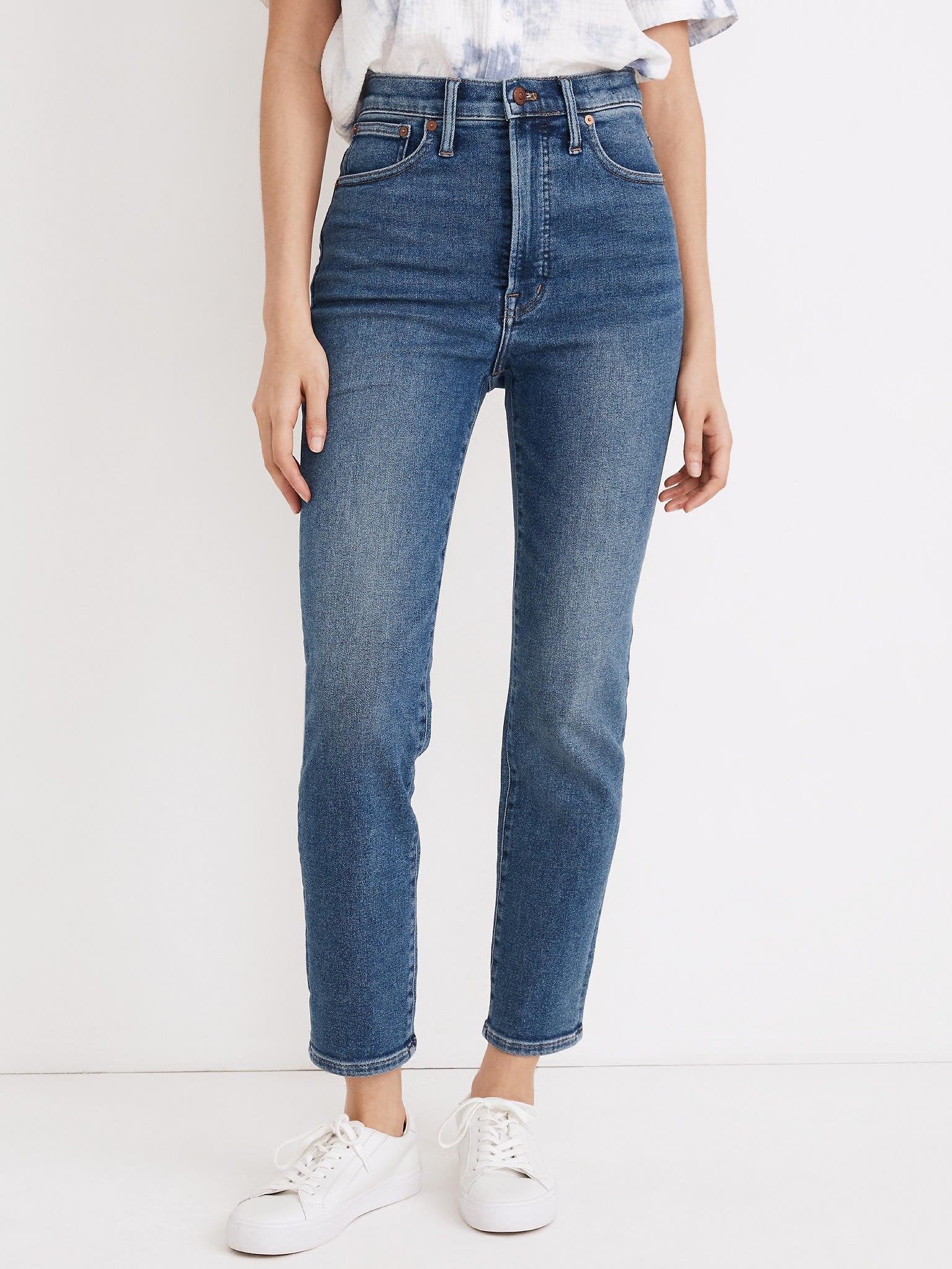2 waist size - 25