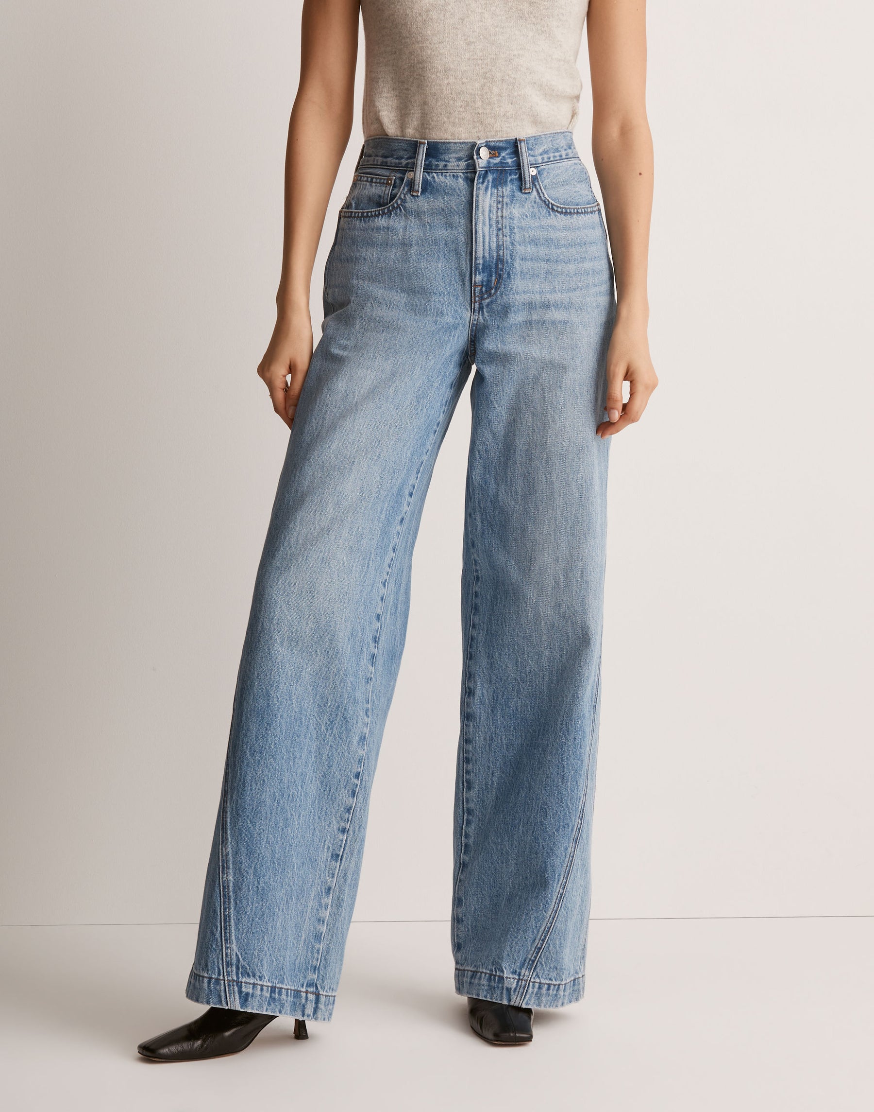 5 waist size - 23