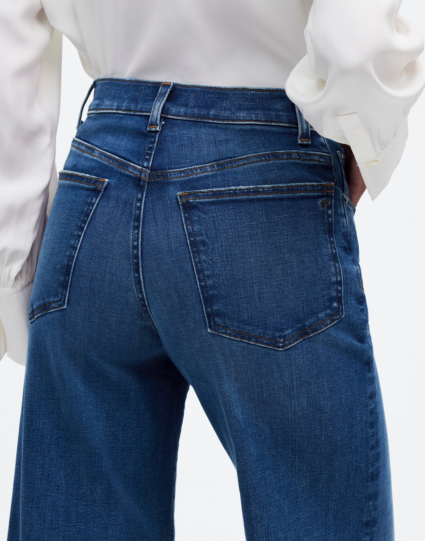 6 waist size - 25