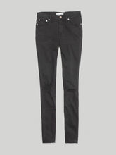 1 waist size - 26