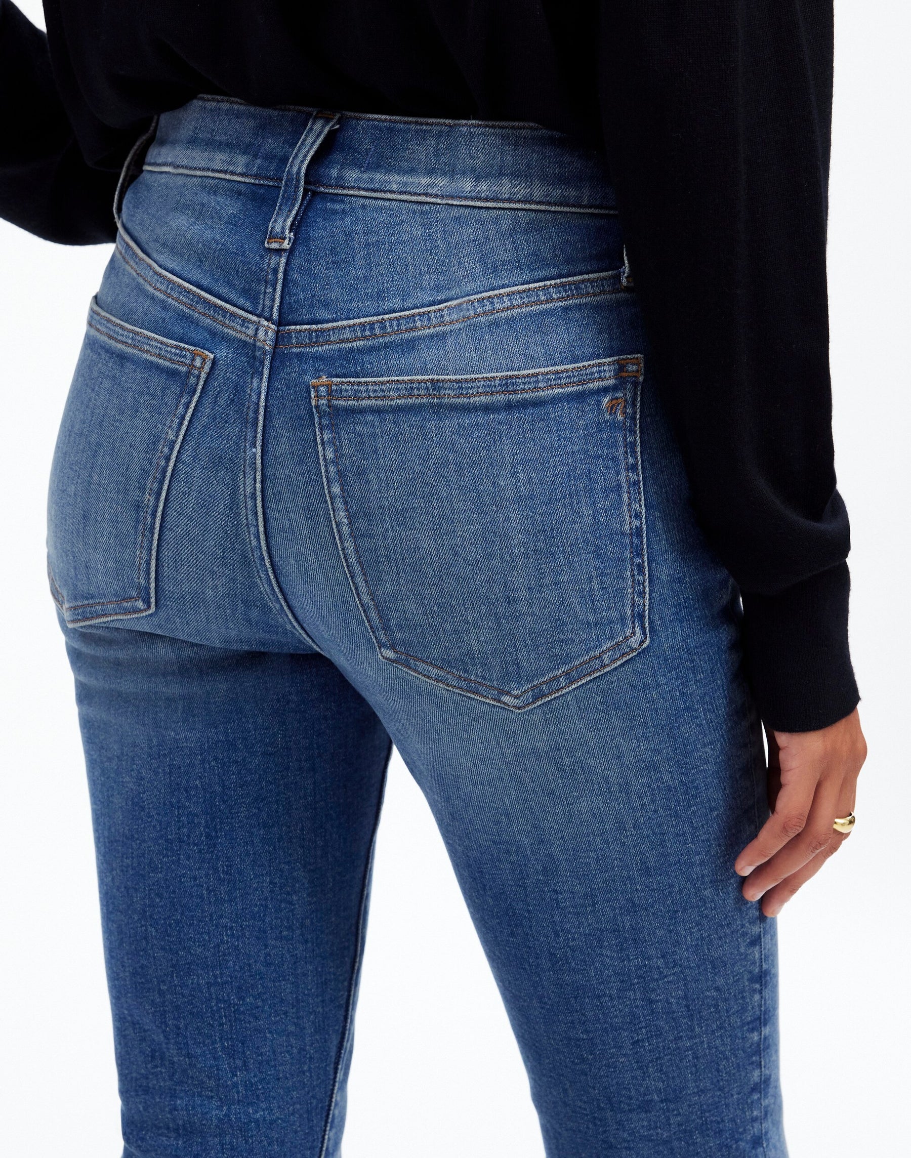6 waist size - 28