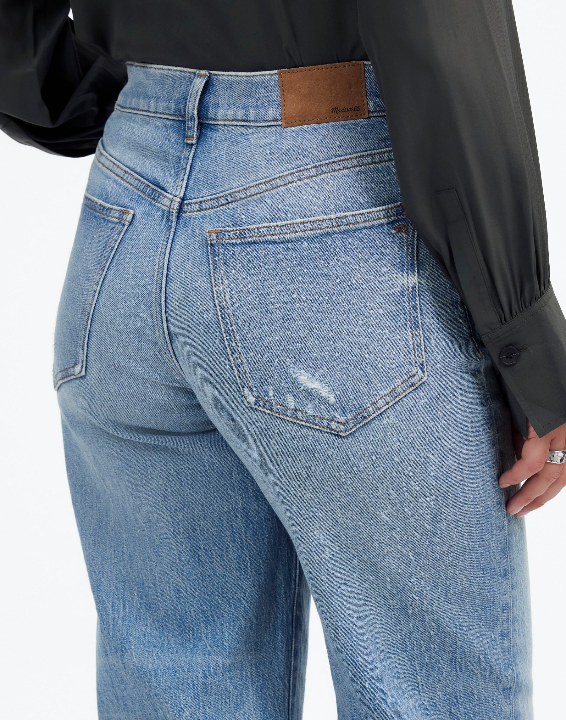 6 waist size - 23