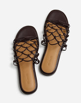 1 shoe size - 9