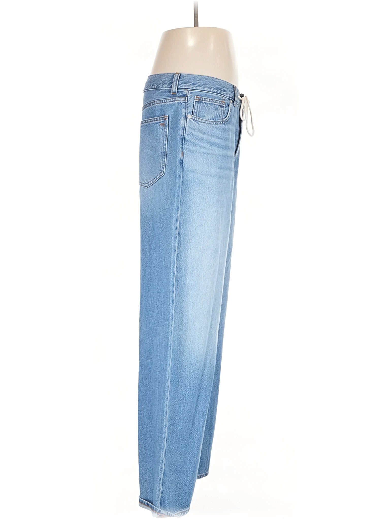3 waist size - 28