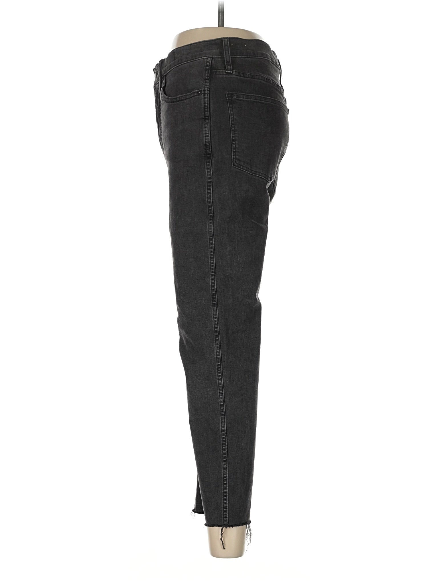 4 waist size - 28